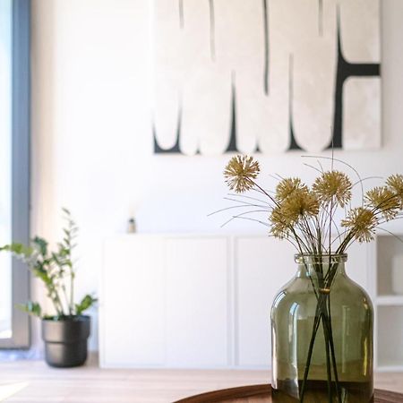 Newly Built Apartment In Vibrant Neighbourhood Prag Exteriör bild