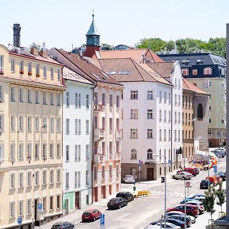 Newly Built Apartment In Vibrant Neighbourhood Prag Exteriör bild