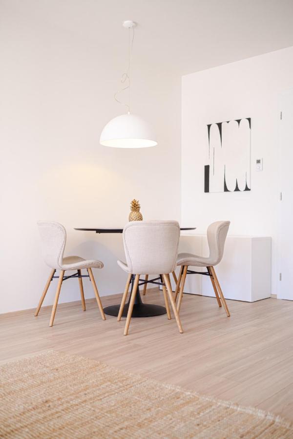 Newly Built Apartment In Vibrant Neighbourhood Prag Exteriör bild
