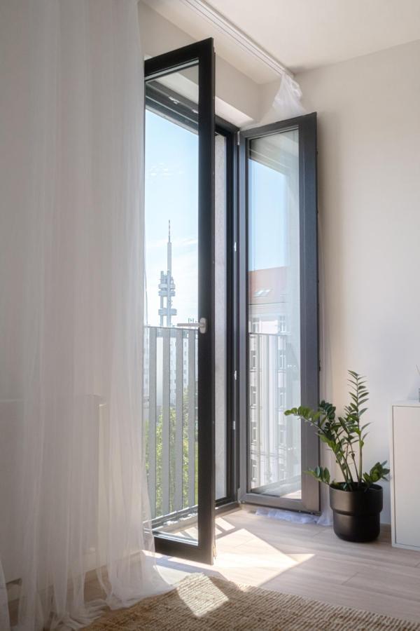 Newly Built Apartment In Vibrant Neighbourhood Prag Exteriör bild